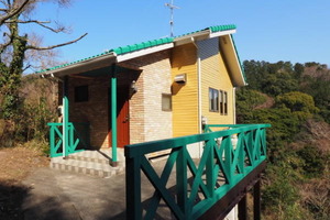 外観_自然豊かな住環境にひっそり佇むリフォーム済みの戸建<br>熱海不動産